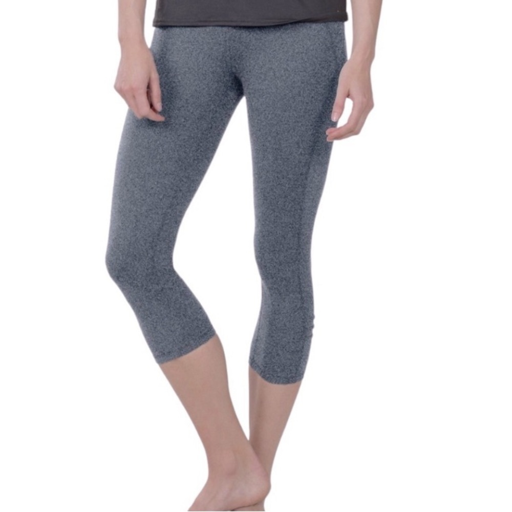 REI Coop Women Activewear Leggings Gray Cropped Pants-Size Medium